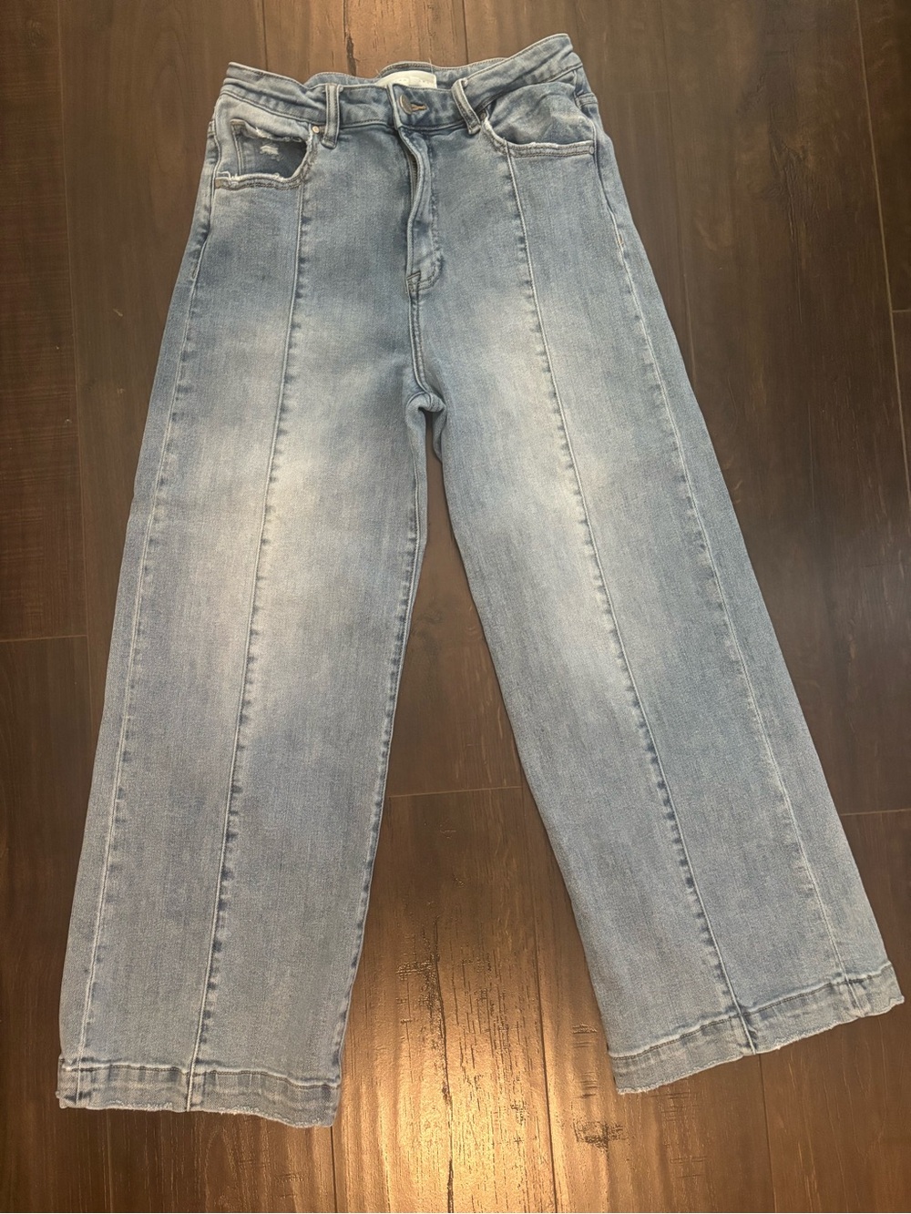 High-Rise Light Blue Ankle Crop Jeans — Wide Straight Fit